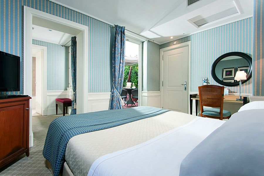 Stendhal Luxury