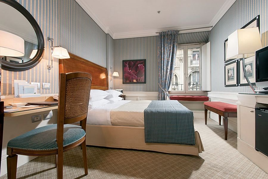 Stendhal Luxury