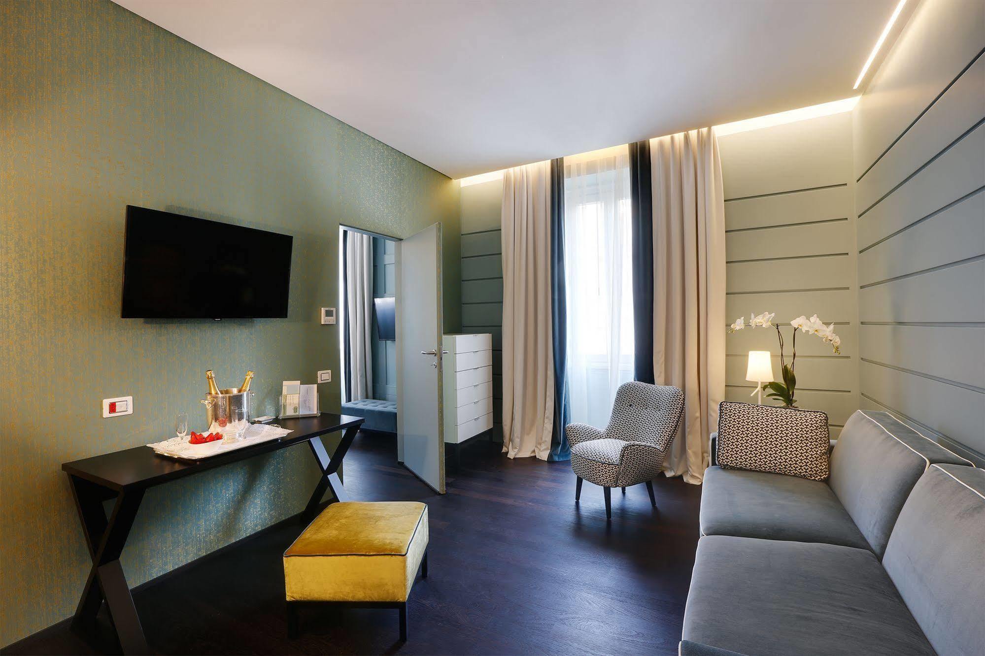 Stendhal Luxury Suites 4* Roma