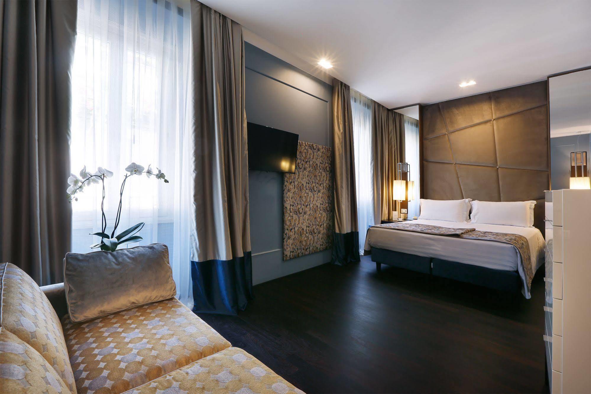 Stendhal Luxury Suites Hotel 4*